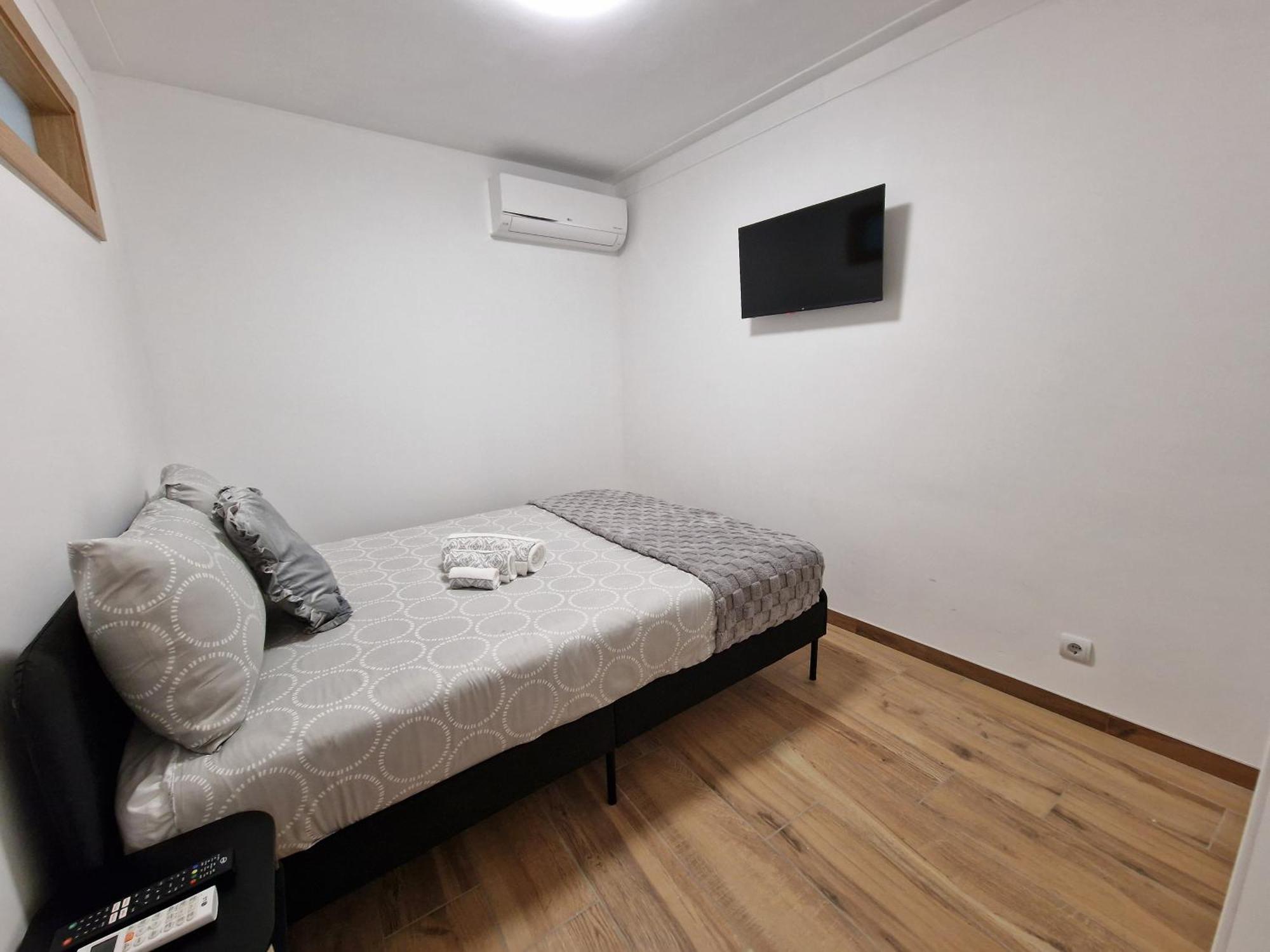 Cozy Apartment With Terrace, Air Cond, Free Parking, By Porto With Love Lda Exteriér fotografie